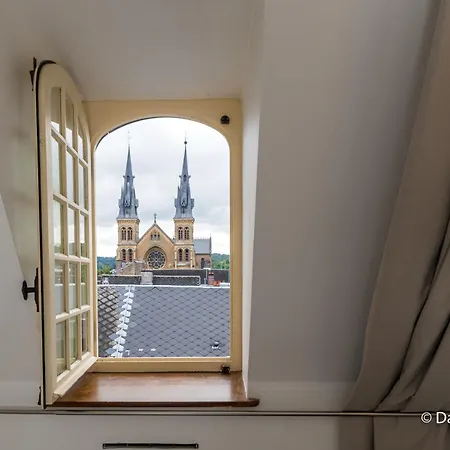 Mana - Te Fiti En Plein Centre De La Place Ducale Avec Vue Sur Les Toits